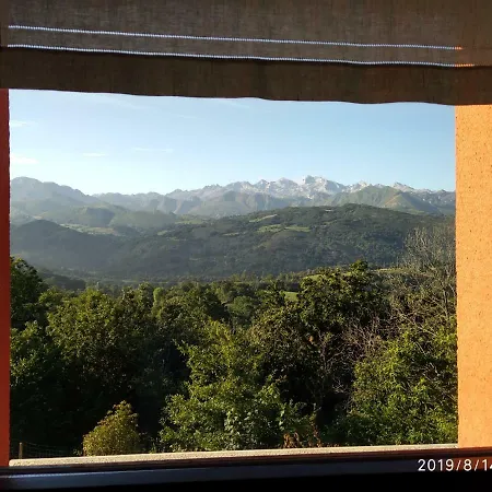 El Balcon De Los Picos De *
